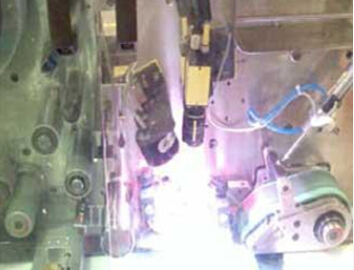 康耐视In-Sight Micro 1400智能相机应用电池检测(图1) 康耐视In-Sight Micro 1400智能相机应用电池检测.jpg